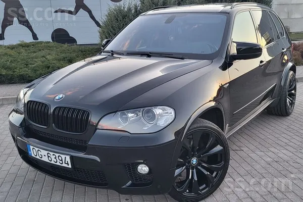 BMW Oriģināls nobraukums - tīra Carvertical atskaite. 