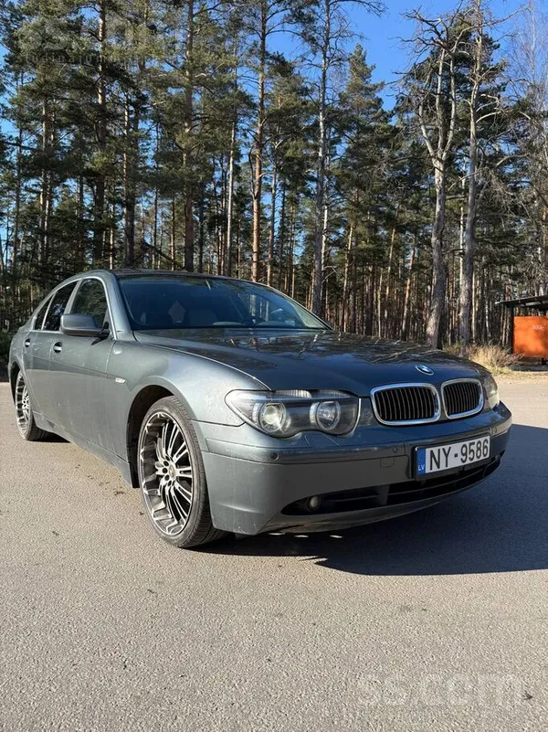 Продаю BMW 735i 3.6 бензин V8, Автомат, 
Есть комплект зимней резины с диск