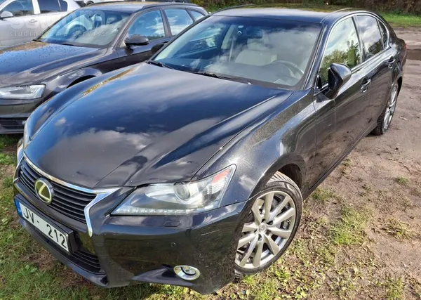 Pārdodu uzticamu auto, komplektācija atbilst norādītajai, labas ziemas un va