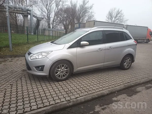 Продаю Ford Grand C-Max 2014 года. Двигатель 2.0 Л дизель. ТО до 10.2026.
С