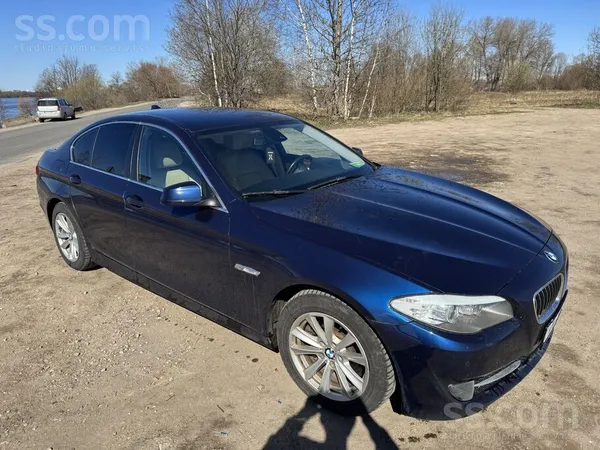 BMW BMW 520d 2011. gada. Labā tehniskā un vizuālā stāv