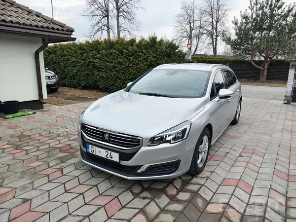 Auto labā tehniskā un vizuālā stāvoklī. 

Jauna iegādāta pie dīlera Amserv