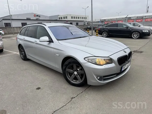BMW Pārdod BMW 520 2.0 dīzeli