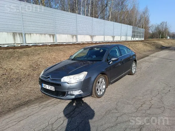 Citroen Продаю Citroen c5 2008 год 2.0 дизель, коробка авт