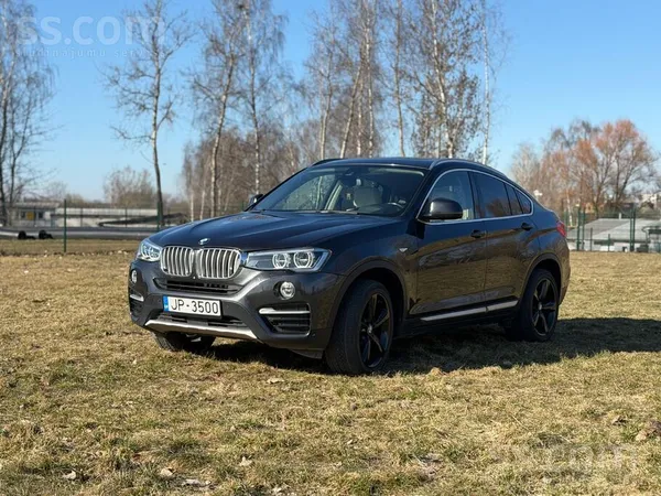 BMW Продам отличный кроссовер. Две тысячи км назад пом