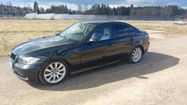 BMW Pārdodās BMW 320, E90, TA 21Dec26, auto labā stāvo