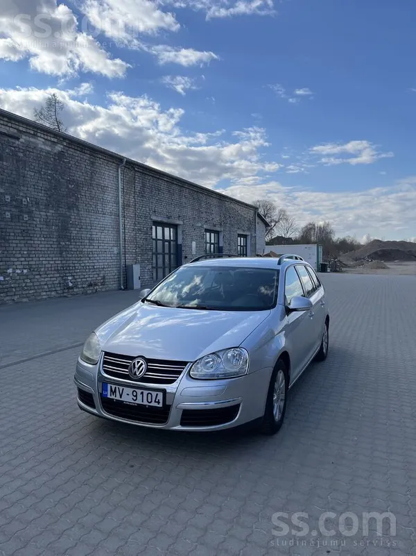 Pārdošanā 2008.gada VW Golf 5 1.9D 77kw ar 5 pakāpju manuālo kārbu. 
Vispār