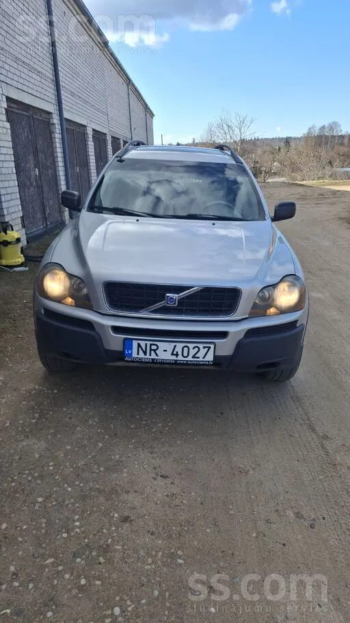 Labdien. Nesteidzīgi tiek tirgots ģimenes auto, iemesls-ir iegādāts jaunāks