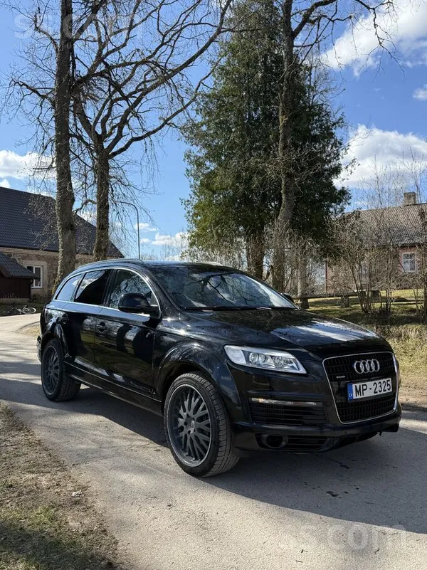 Audi Pārdod Audi Q7 ar 4.2 dīzeli, Quattro, ar automāti