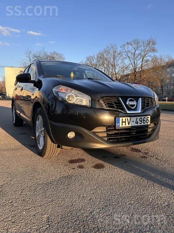 Продаётся надёжный и вместительный Nissan Qashqai+2 (7-местный, кузов длинне