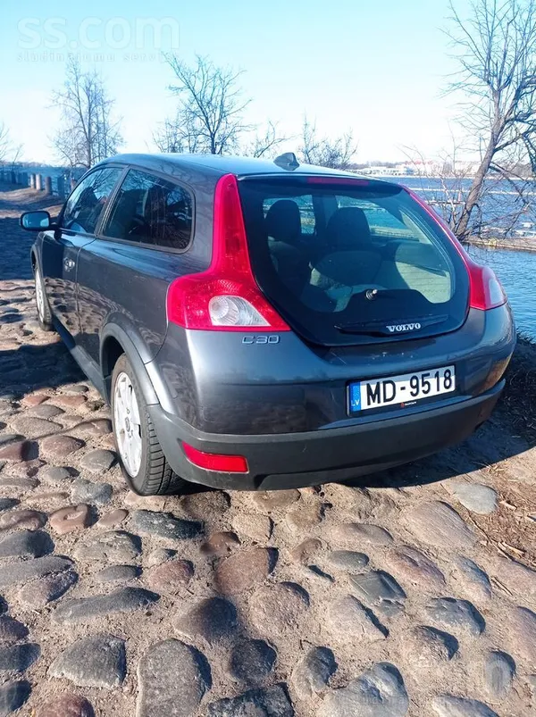 Steidzami pārdod Volvo C30 2.0D 100 kW. Svaiga tehniskā apskate līdz 31.03.2