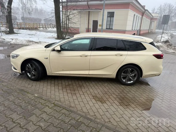 Ļoti negribīgi tirgoju vai mainu (pret līdzvērtīgu) labu auto. Pašam ļoti pa