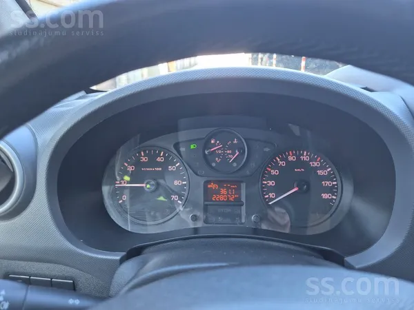 Tikko izieta tehniskā apskate. Labs uzticams auto. Degvielas vidējais patēri