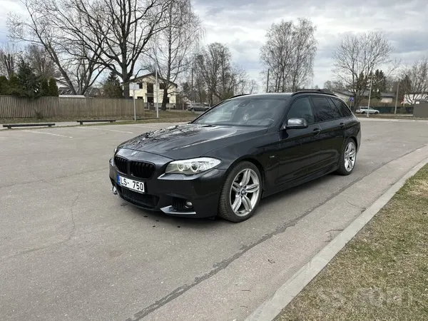 BMW Bmw 530 M-pack, melnie griesti, headup, autonomā a