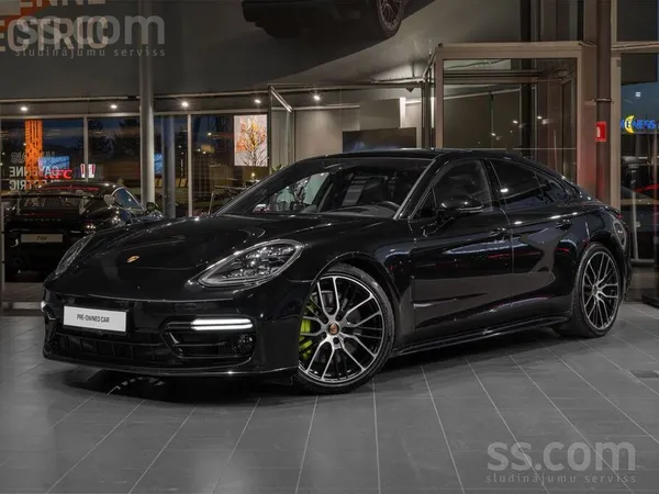 Porsche Panamera 4 E-Hybrid (My21) 340kW / 462hp 
Pirmā reģistrācija 15/07/