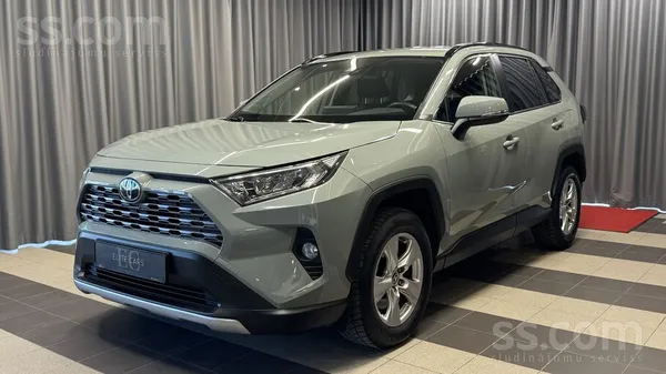 Toyota Garantija. Toyota Rav4 2.0 Bezīns 129kw/176zs