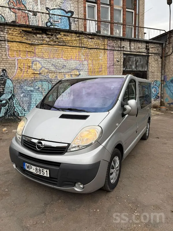 Opel Pārdodu ļoti uzticamu auto Opel Vivaro 2.0 cdti 84