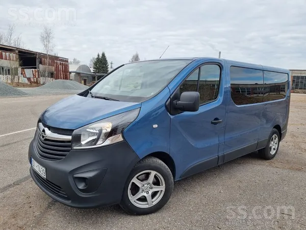 Opel Uzņēmums pārdod Opel Vivaro, 2017.gada, labā tehni