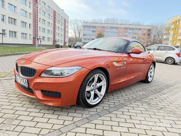 Пакет M Sport (салон и экстерьер)

Частично кожаные спортивные сиденья для