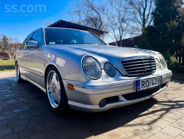 Mercedes-Benz Amg E55 (1999. gads). Auto tika atvests no Kalifornijas pirms