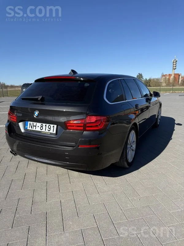 BMW Pārdodu koptu BMW , īpašuma trīs gadus. Naudu nežē