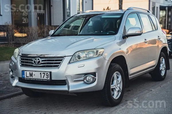 Pārdod Toyota Rav 4 2.0 Gāze/benzīns, 4x4, manuālā Kārba. 

Bezmaksas Carv