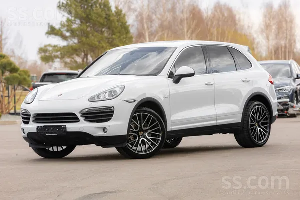 Pārdod Porsche Cayenne S Hybrid 4Wd(Pilnpiedziņa 4x4)automāts, 99000 km nobr