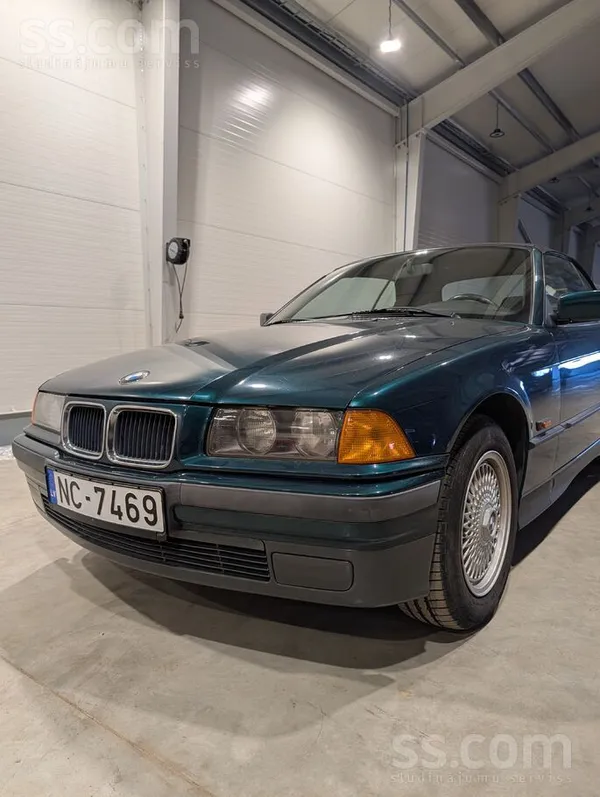 BMW Pārdošanā ļoti dzīvs E36 kabriolets. 