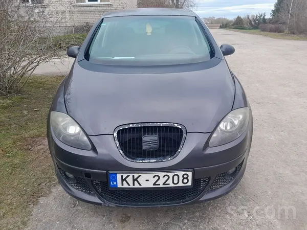 Pārdodu auto darba kārtībā. Skate tiko izieta.