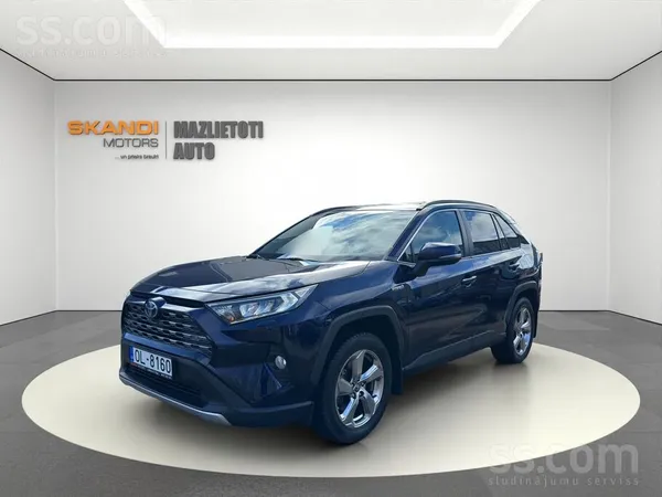 Toyota Rav4 ar 2.5 Benzīna/elektro dzinēju un Automātisko ātrumkārbu-222 Z/s