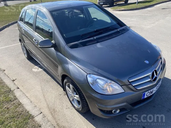 Pardodu Mersedes B180
 2009g. Jauna tehniska apskate lidz04.2027g. Adas sal