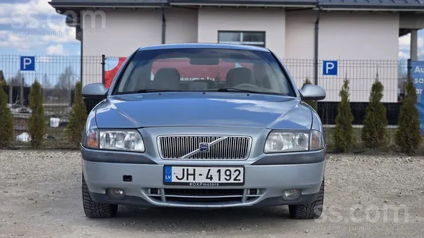 Volvo Benzīns, automāts. 