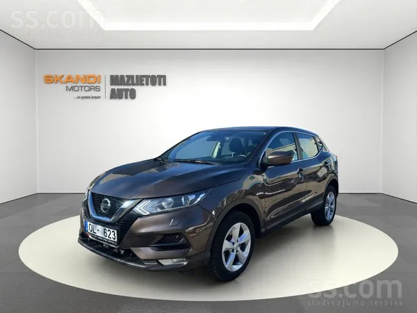 Nissan Qashqai, Acenta komplektācija ar 1.3 Benzīna dzinēju un Automātisko ā