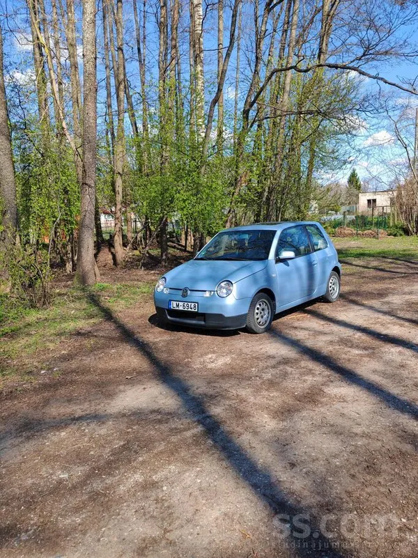 Легендарный VW Lupo 3L 1, 2 Tdi 2002 в оригинале. 
Фантастически низкий рас