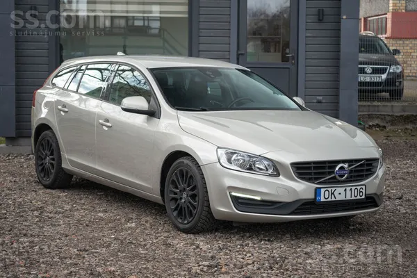 Volvo No Itālijas Volvo V60 D2 2.0 dīzelis 88 kW, automā