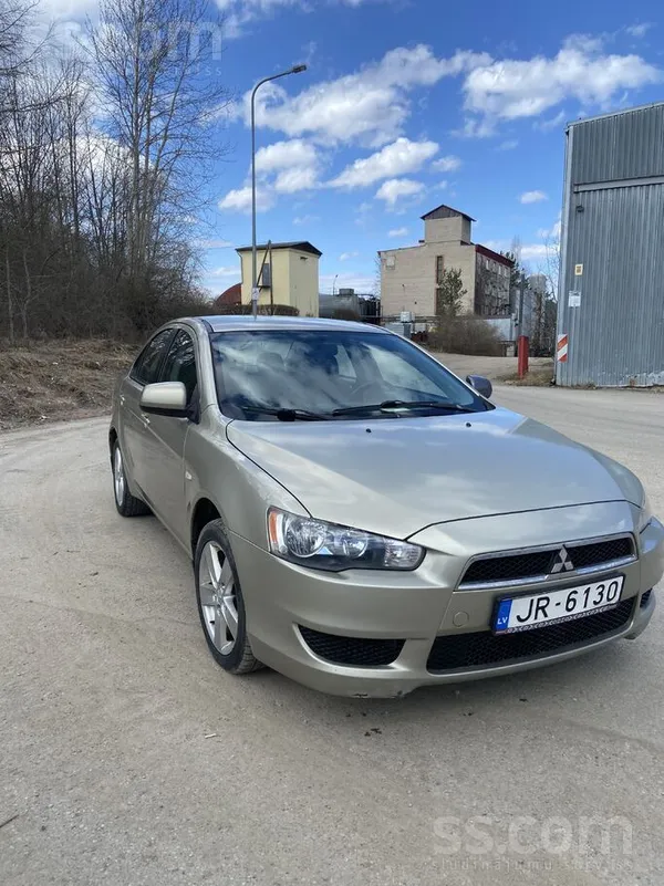 Mitsubishi Lancer 2010. gada. Auto tehniskā kārtībā. Tehniskā derīga līdz 20