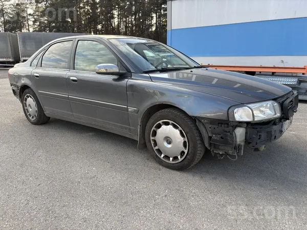 120kW, авто в рабочем состоянии, используется каждый день. Только на запчаст