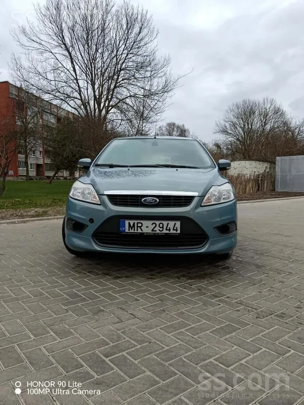 Ford Sveiki, pārdodu auto sakārā ar cita auto iegādi. A