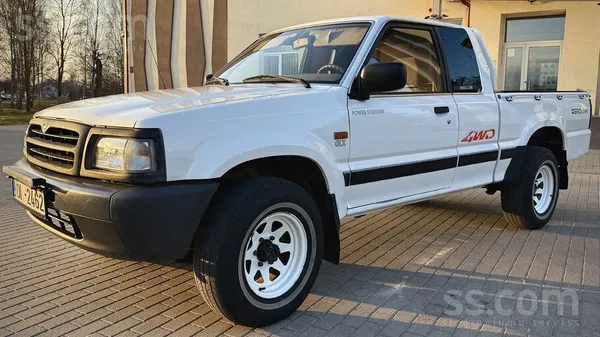 Mazda B2500 4x4, 1997. gads, 2.5d. (Uz vienas bāzes ar Ford Ranger). No Somi