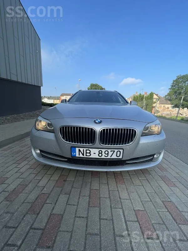 BMW Tiek tirgots- saudzēts, kopts Bmw-520 d. Auto ar s