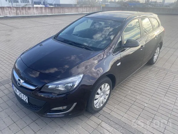 Opel Pārdodu Opel Astra J Sports Tourer