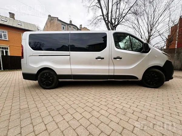 Cena norādīta ar Pvn. TA līdz 2027.gada novembrim. 
Uzņēmums pārdod Renault