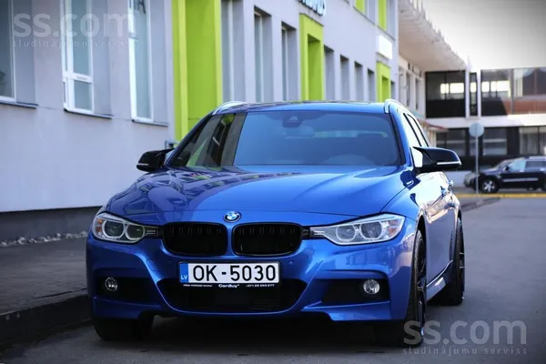 335D/230Kw, M-Pakete, automāts. 

-head up displejs, 
-sporta sēdekļi ar