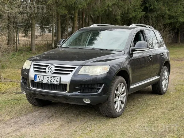 Volkswagen Piedāvāju iegādāties VW Touareg