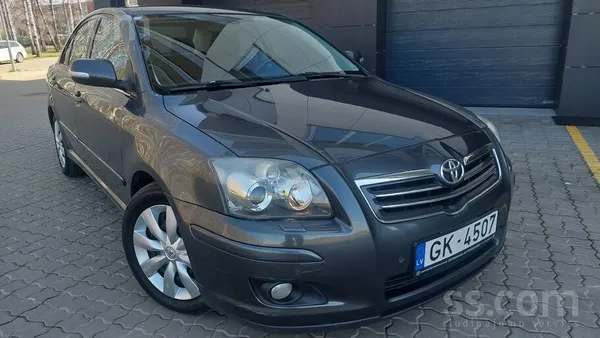 Toyota Automāts. Toyota Avensis 2.0 benzīns 108 kW sedans