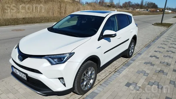 Toyota Rav4 Hybrid 2.5 Benzīns/hybrid, 114 kW/197 Zs