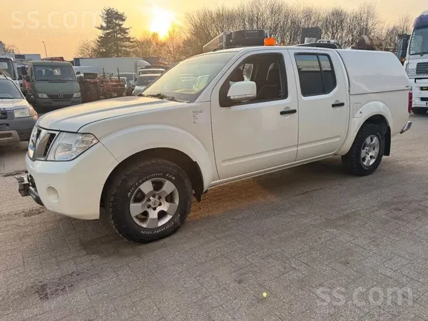 Piedāvājas Beļģu jaudīga un izturīga Nissan Navara
ar pilnpiedziņu (4Wd) id
