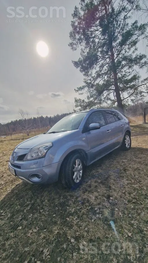 Автомат 2.0дизиль, есть зимняя шипованная резина ,