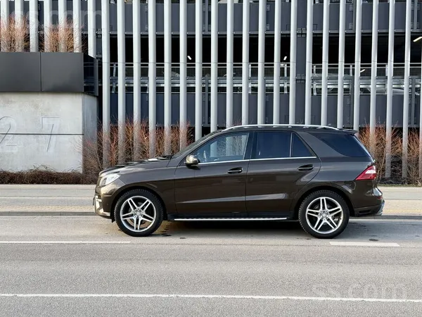Mercedes Pārdodu W166 Mercedes Ml350 ļoti labā stāvoklī.