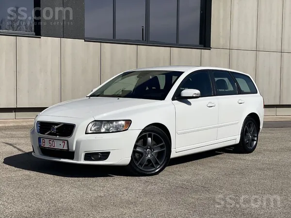 Volvo Volvo V50 2009.g 2.4D5 132kW, 6-ātrumi MT, 270228k